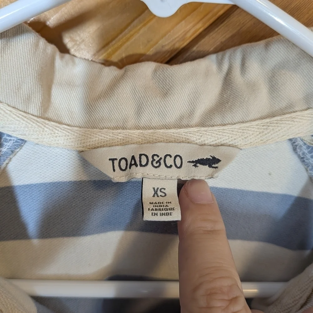 Toad&Co Sky Blue and White Striped Tee Size XS